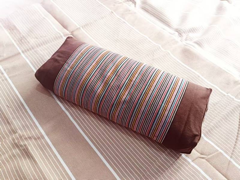 棕色纯棉老粗布方枕